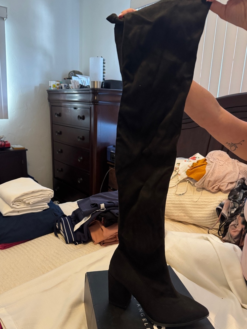 Fashion Nova Black Over-the-Knee Suede Stretch Boots